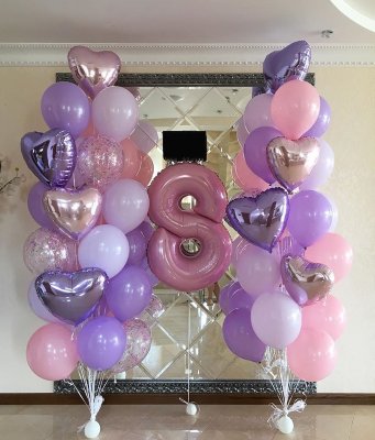 Композиция из воздушных шаров для девочки на 8 лет " Розовая радость".