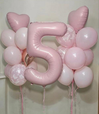 Розовые шары для девочки на 5 лет с сердечками и цифрой
