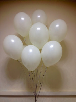 Воздушные шары с гелием Ванильные, латексные 35 см